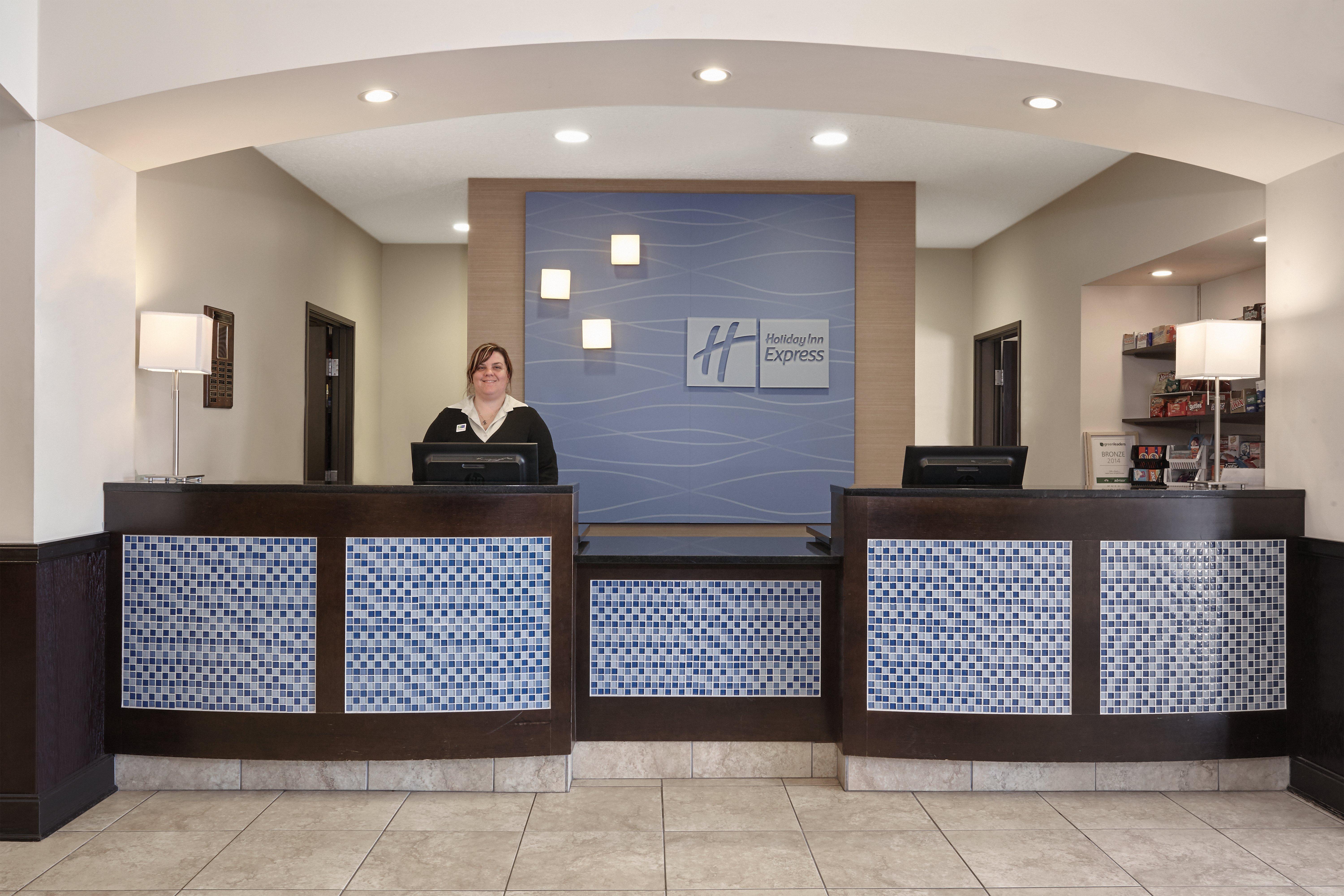 Holiday Inn Express Pekin - Peoria Area, An Ihg Hotel Pekin Heights Exterior photo